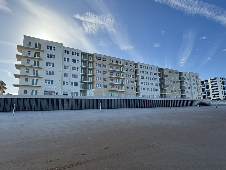 Triton Cay - Daytona in Daytona Beach, FL - Foto de edificio