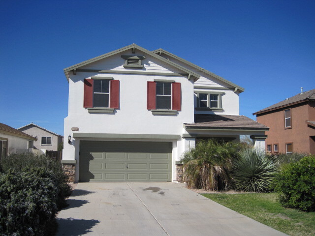 property at 2946 S Del Rancho Cir