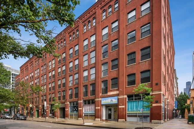 property at 225 W Huron St