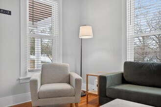 716 Coit Ave NE in Grand Rapids, MI - Building Photo - Building Photo