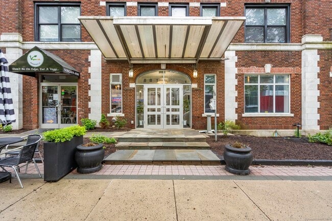 property at 881 Lafayette Blvd
