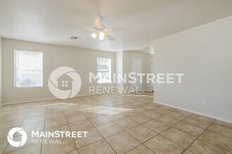 3755 W Exton Ln in Tucson, AZ - Building Photo - Building Photo