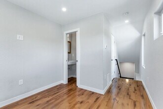 1936 W 37th Ave in Denver, CO - Building Photo - Building Photo