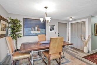 10301 Lake Ave in Cleveland, OH - Building Photo - Building Photo