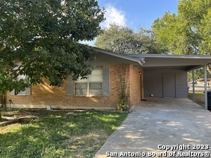 1762 Kuehler Ave in New Braunfels, TX - Building Photo