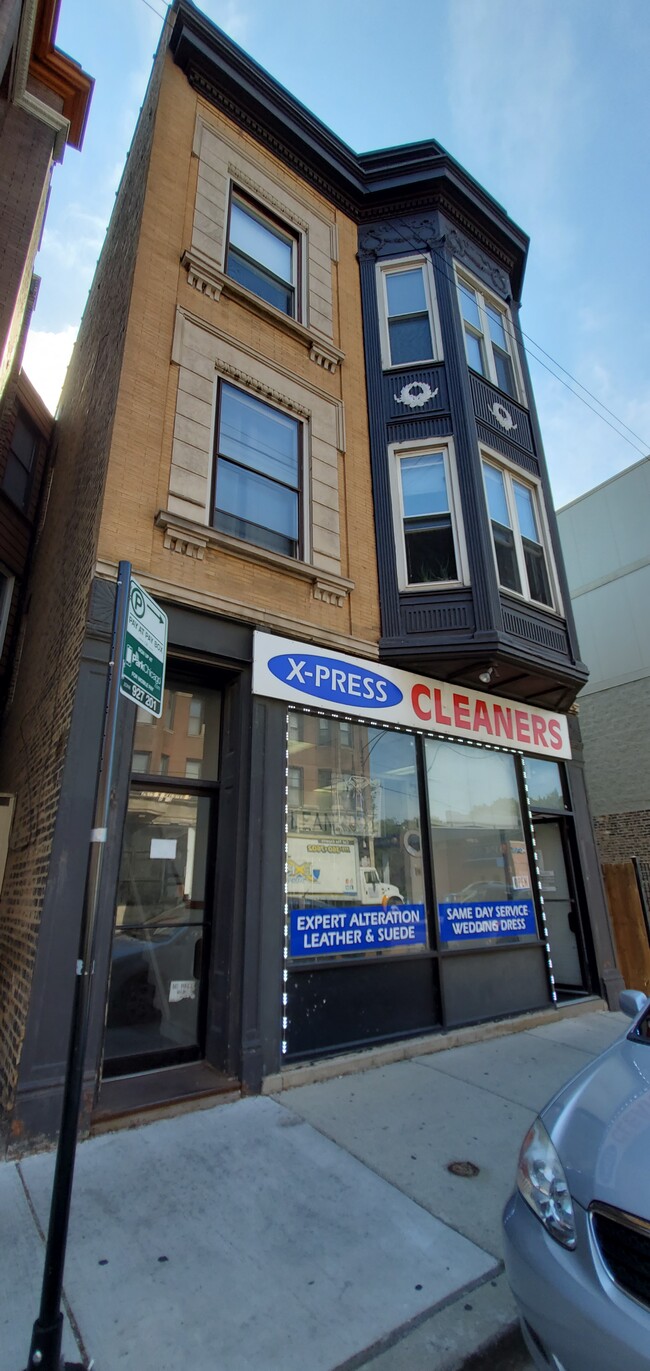 2615 N Halsted St, Unit 3R in Chicago, IL - Foto de edificio - Building Photo