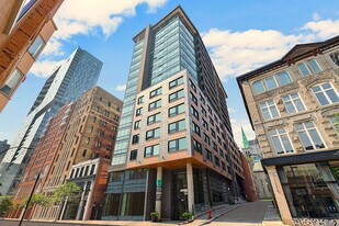 1090 Rue de Bleury in Montréal, QC - Building Photo