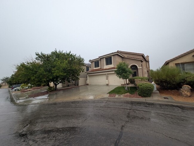 10465 Warwick Falls Ct in Las Vegas, NV - Building Photo - Building Photo