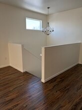 4821 Kalenka Cir in Anchorage, AK - Foto de edificio - Building Photo