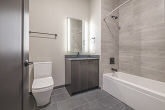 52 N Sangamon St in Chicago, IL - Building Photo - Building Photo