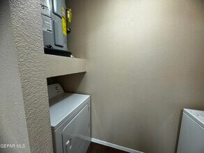 9811 Socorro Rd in El Paso, TX - Building Photo - Building Photo