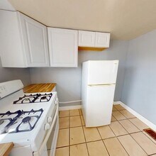 139 N Water Ave, Unit 1 in Sharon, PA - Building Photo - Building Photo