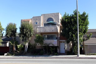 670 Ximeno Ave, Unit 670 Ximeno # 102 in Long Beach, CA - Building Photo