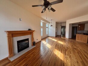 726 SW Mifflin Rd in Topeka, KS - Foto de edificio - Building Photo