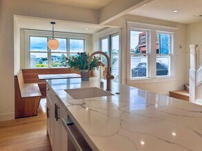11 Surrey St in San Francisco, CA - Building Photo - Building Photo