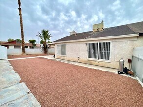 7135 Kenwood St in Las Vegas, NV - Building Photo - Building Photo