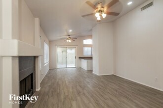 4605 E Grovers Ave in Phoenix, AZ - Building Photo - Building Photo