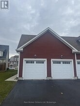 21 Village Gate Dr in Wasaga Beach, ON - Building Photo - Building Photo