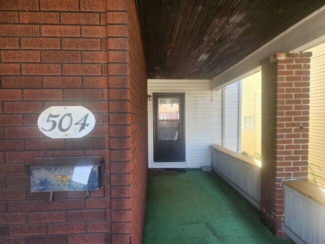 504-506 Ridge Ave in New Kensington, PA - Building Photo - Building Photo