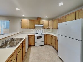 19403 Valley View Dr in Arlington, WA - Foto de edificio - Building Photo