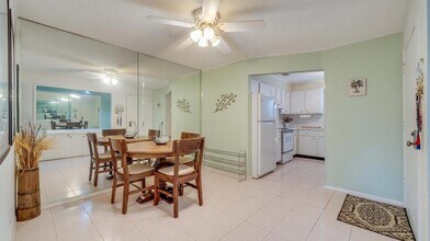6777 Winkler Rd in Ft. Myers, FL - Foto de edificio - Building Photo