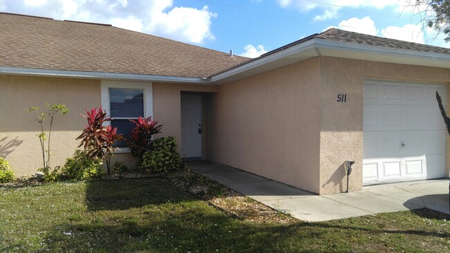 511 NE 24th Ave in Cape Coral, FL - Building Photo - Building Photo