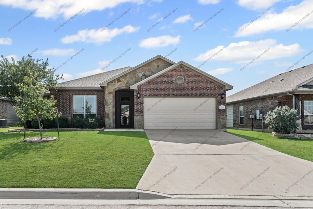 513 Wedgwood Dr in Temple, TX - Building Photo