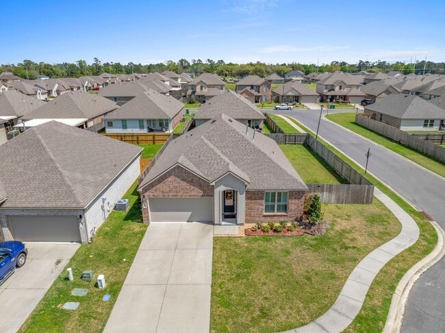 property at 294 Windsor Woods