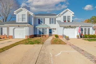 131 Wainwright Bnd in Yorktown, VA - Building Photo