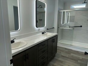 154 Cimarron in Lake Elmo, MN - Building Photo - Building Photo