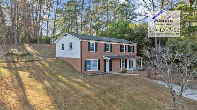 1829 Spruce St in Fayetteville, NC - Foto de edificio - Building Photo