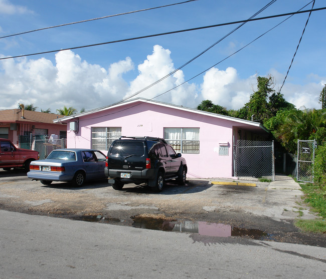 1129 NE 6th Ave in Fort Lauderdale, FL - Building Photo - Building Photo