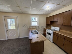 131 Lincoln St in Howard City, MI - Building Photo - Building Photo