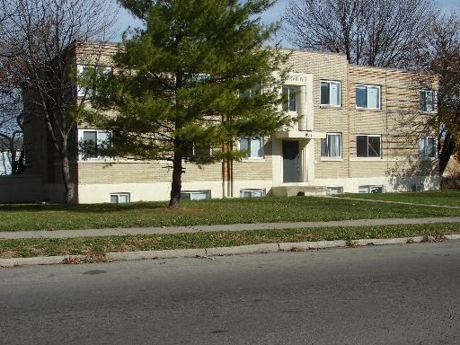 607 W Fairview Ave in Dayton, OH - Foto de edificio - Building Photo