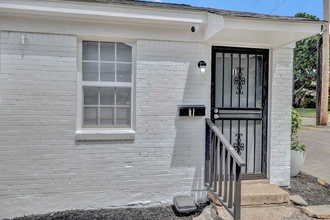 property at 2966 Yale Ave