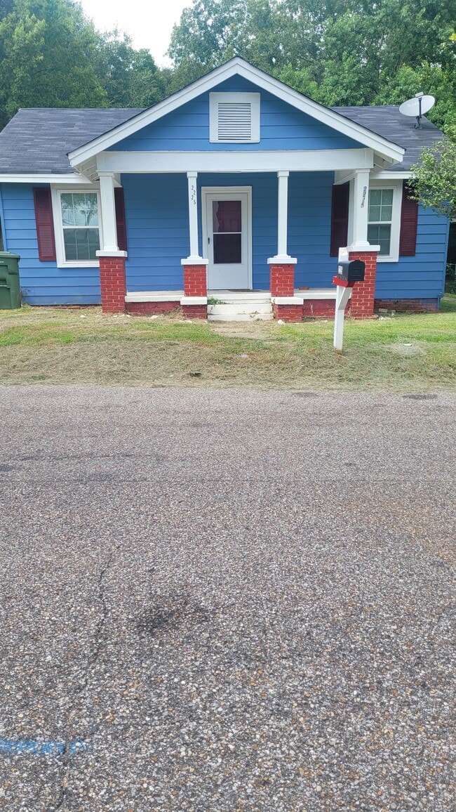 property at 2225 E 6th St