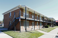 Dorchester Apartments in Dearborn, MI - Foto de edificio - Building Photo