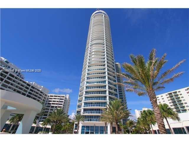 property at 3101 S Ocean Dr
