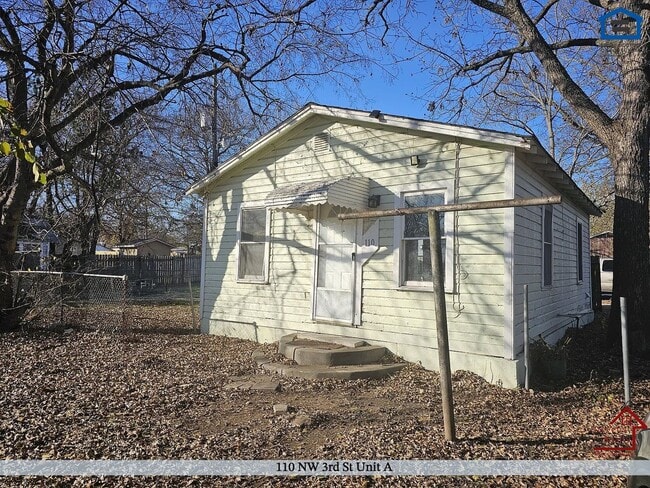 110 NW 3rd St in Lawton, OK - Building Photo - Building Photo