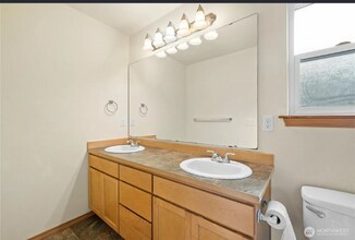 3128 Broadway in Everett, WA - Building Photo - Building Photo