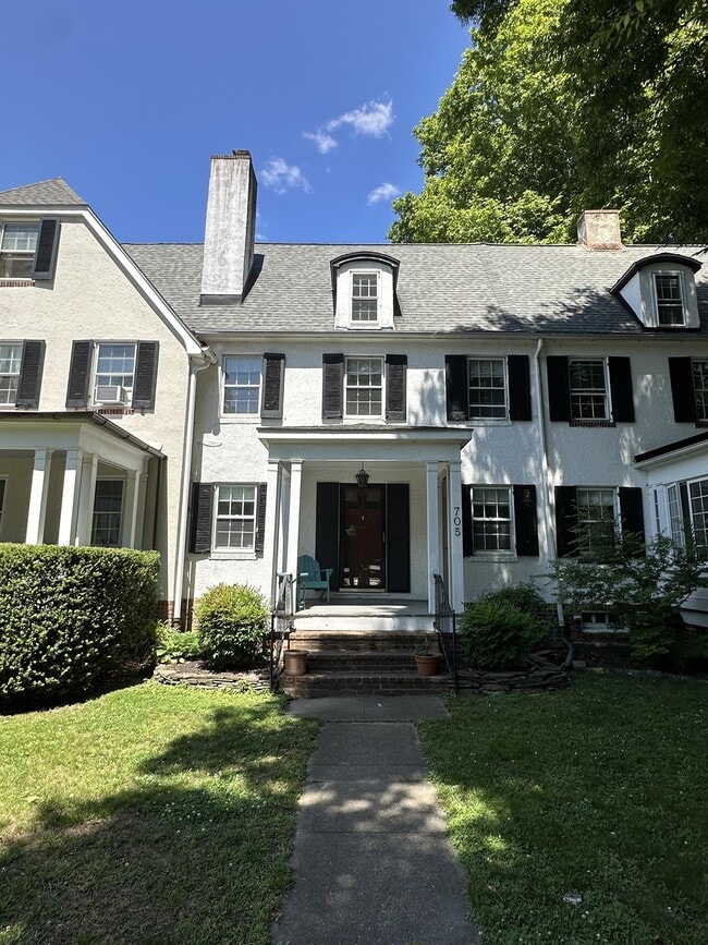 property at 705 Nottingham Rd