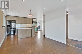 3633 McKay Ave in Windsor, ON - Building Photo - Building Photo