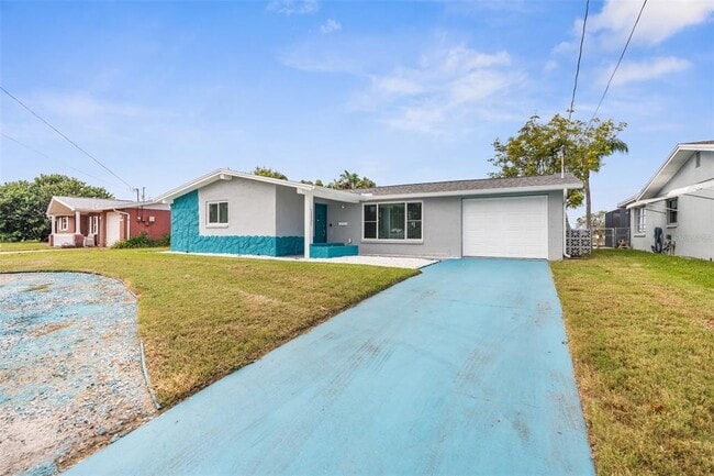 property at 12535 3rd Isle