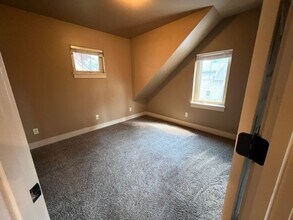 341 SE Silvis Ln in Bend, OR - Building Photo - Building Photo