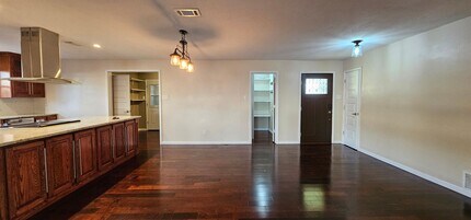 3704 Sam Snead Pl in Clovis, NM - Foto de edificio - Building Photo