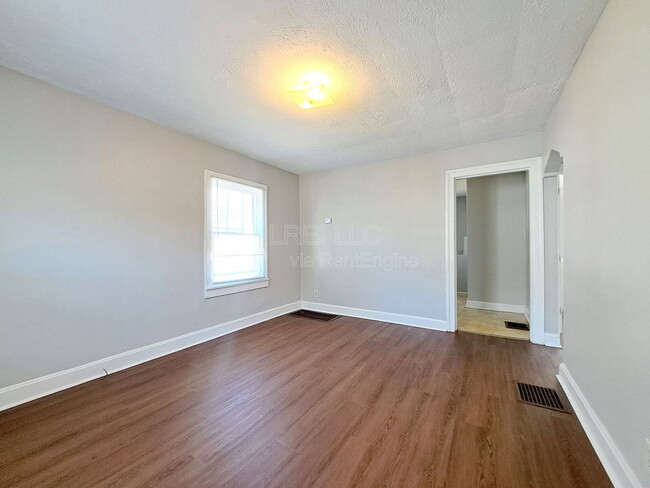 341 N 42nd St in Louisville, KY - Building Photo - Building Photo