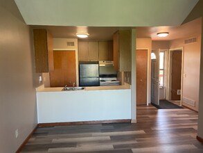 31741 Nardelli Ln in Roseville, MI - Building Photo - Building Photo