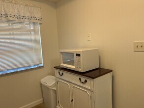 375 D THREE LAKES Ln in Venice, FL - Building Photo - Building Photo