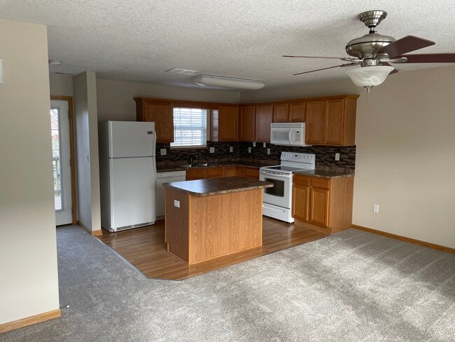 property at 386 NE Olivewood