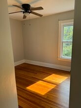 152 Hemlock St, Unit Apt 2 in New Bedford, MA - Building Photo - Building Photo